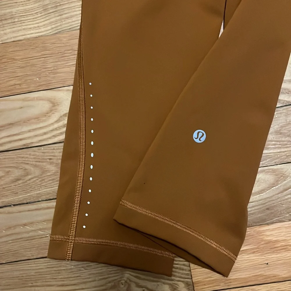 Lululemon Swift Speed High-Rise Crop - Picture 7 of 8